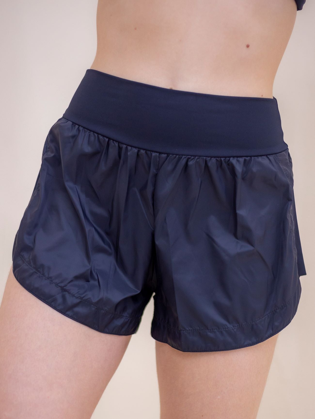 SHORT CORTA-VENTO